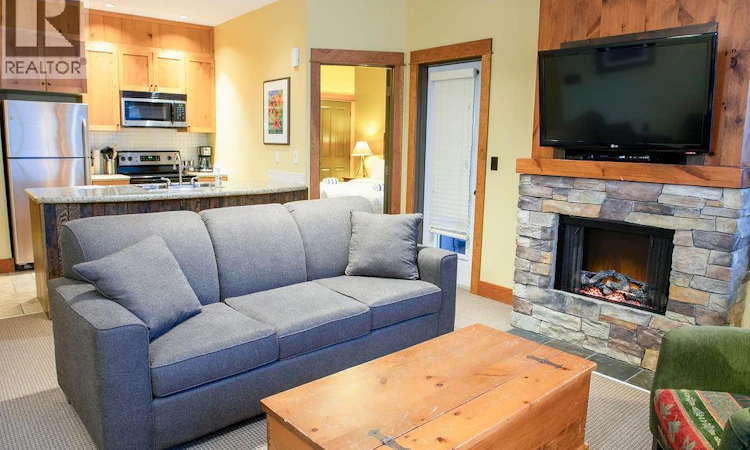631C-4559 Timberline Crescent