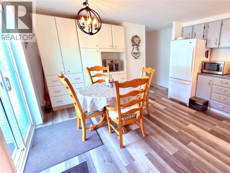 3-925 Thirteenth Avenue, Midway, BC, V0H 1M0 - 24