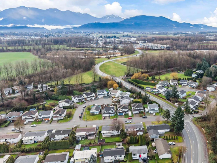 45135 Deans Avenue, Chilliwack, BC, V2P 6V7 - 37