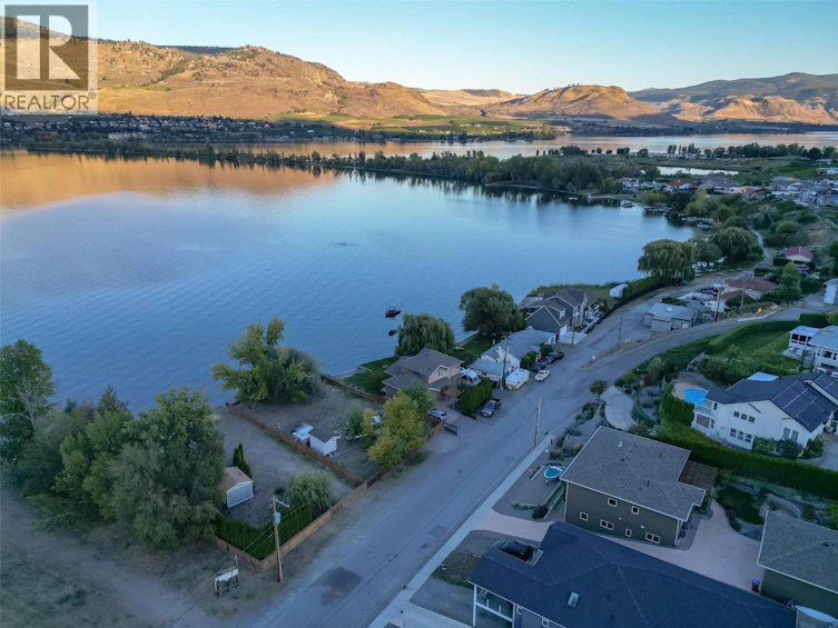 4025 Oleander Drive, Osoyoos, BC, V0H 1V1 - 40