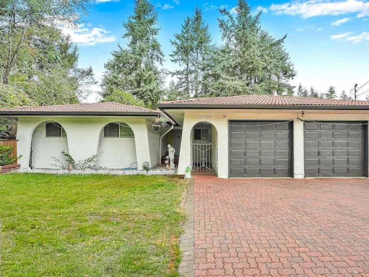 20225 40 Avenue, Langley, BC, V3A 2W8 - 2