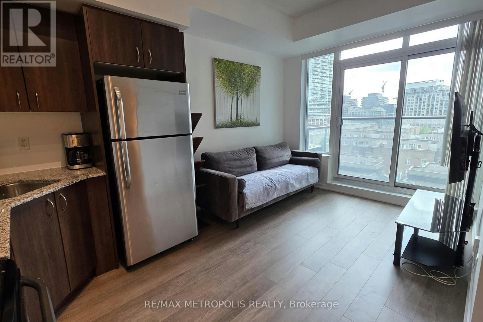 813-55 Liberty Street EAST, Toronto, ON, M6K 3P9