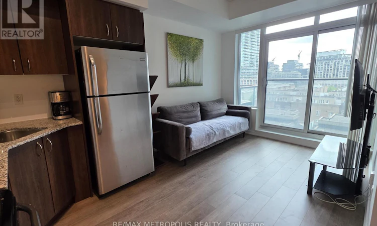 813-55 Liberty Street EAST