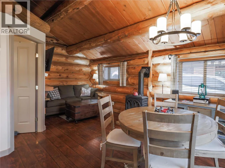 Cabin-10 Hatheume Lake Lodge, Peachland, BC, V1V 1V1 - 16