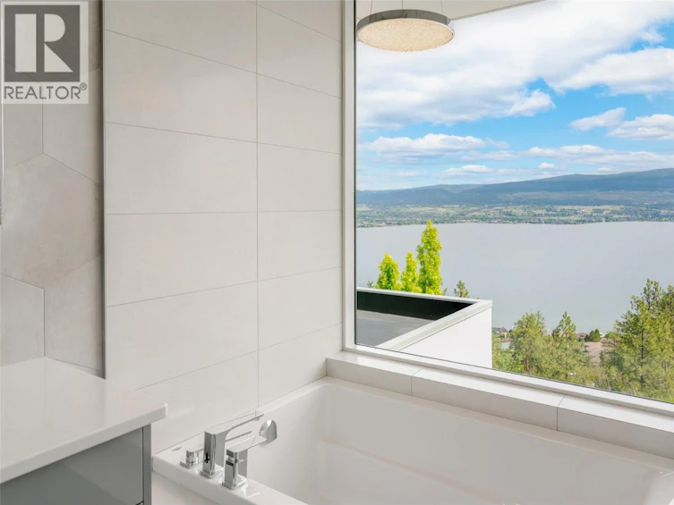 2469 Thacker Drive, West Kelowna, BC, V1Z 1V9 - 68