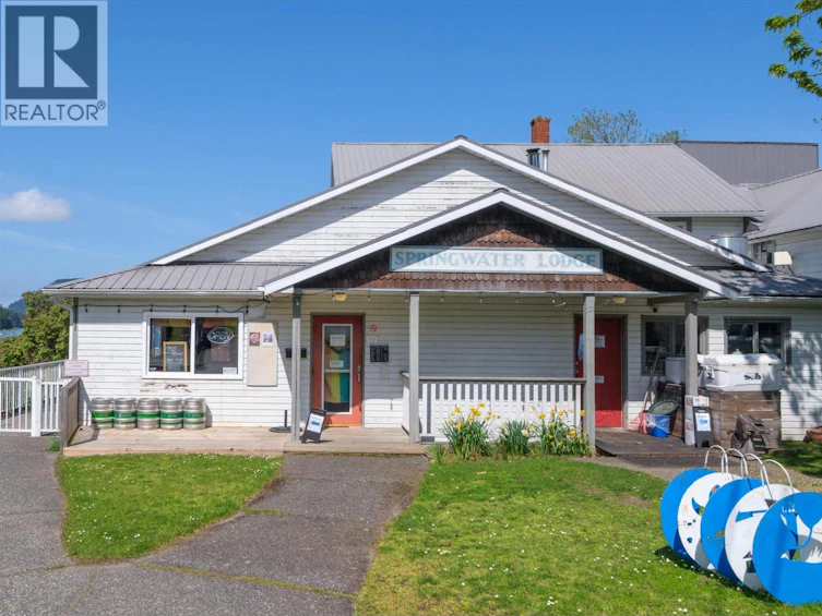 400 Fernhill Road, Mayne Island, BC, V0N 2J0 - 3