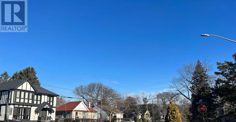B-47 Highgate Road, Toronto, ON, M8X 2B4 - 25