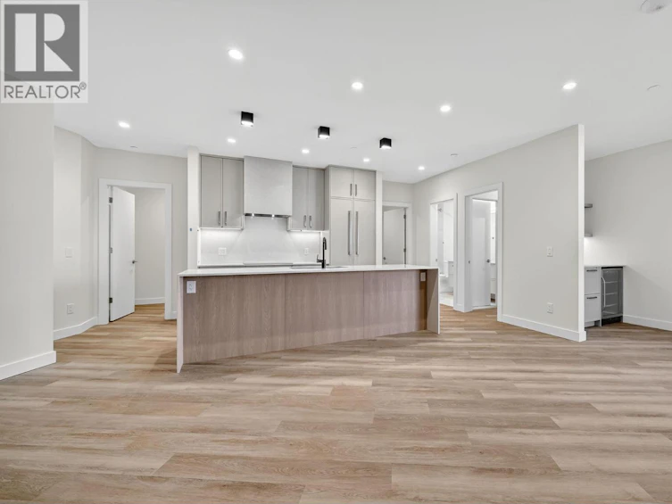 612-3340 Lakeshore Road, Kelowna, BC, V1W 3S9 - 17
