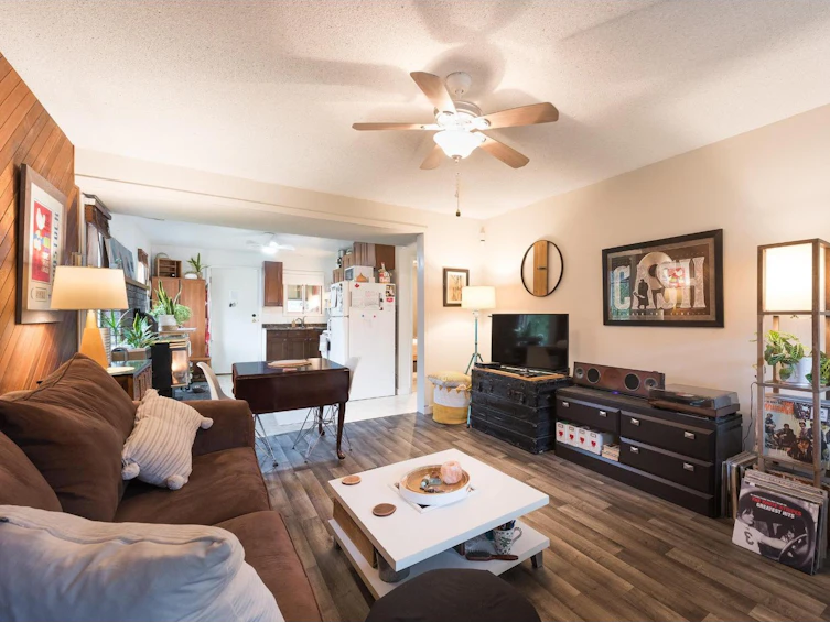 3857 Karen Drive, Cultus Lake, BC, V2R 5A5 - 5