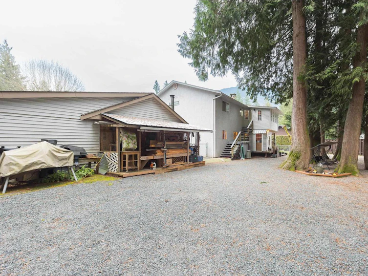 3857 Karen Drive, Cultus Lake, BC, V2R 5A5 - 21