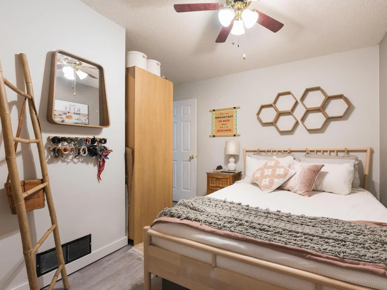 3857 Karen Drive, Cultus Lake, BC, V2R 5A5 - 10