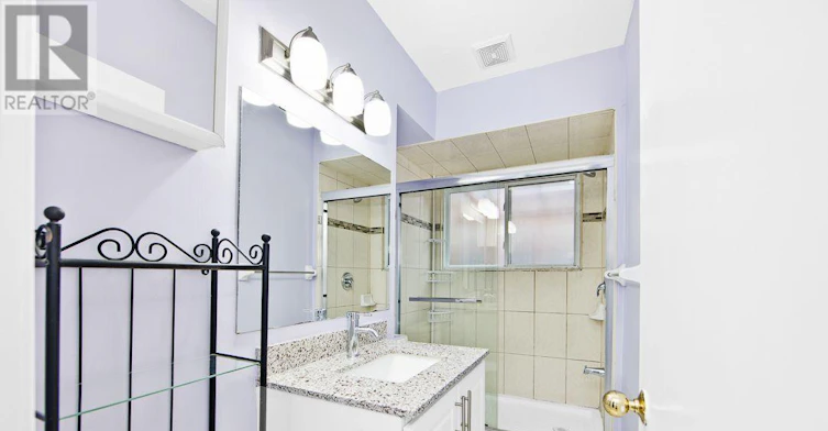 205 Emerson Street, Hamilton, ON, L8S 2Y3 - 14