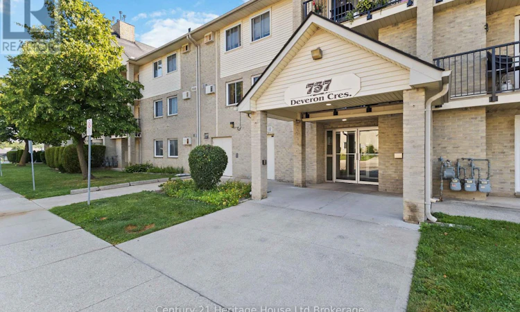 217-737 Deveron Crescent