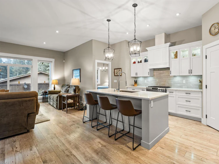 757 Aspen Lane, Harrison Hot Springs, BC, V0M 1K0 - 17