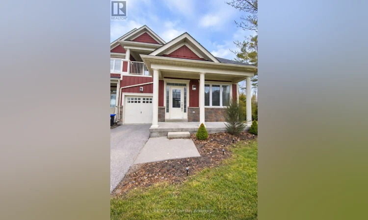 11 Savannah Crescent