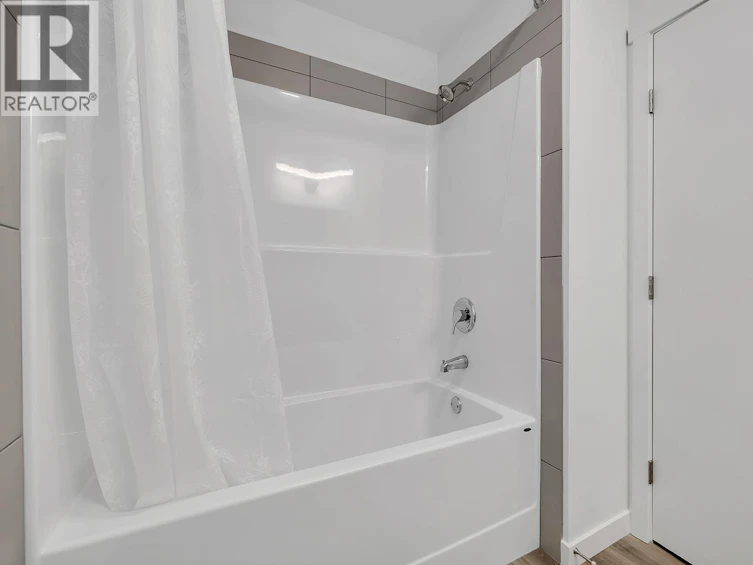 317-1057 Frost Road, Kelowna, BC, V1W 0G7 - 21