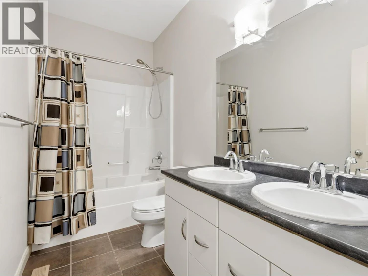 725 Hart Lane, Vernon, BC, V1B 4B2 - 32