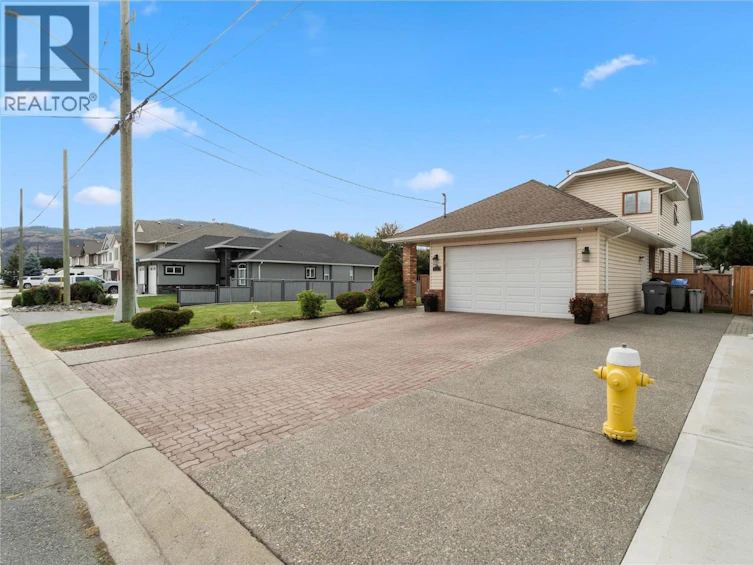 864 Nicolani Drive, Kamloops, BC, V2B 5B3 - 11