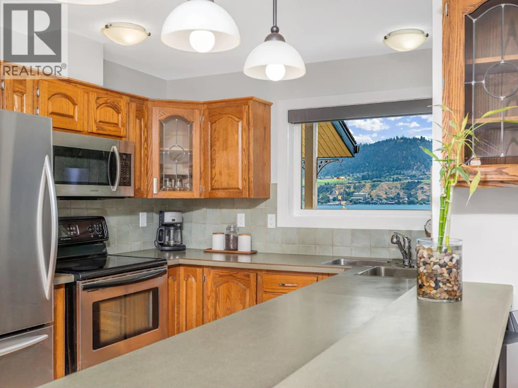 7994 Tronson Road, Vernon, BC, V1H 1C6 - 16