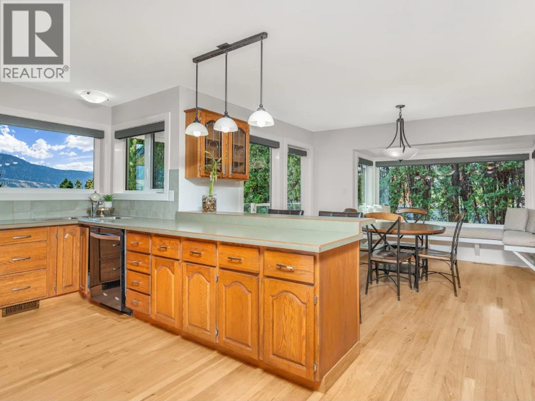 7994 Tronson Road, Vernon, BC, V1H 1C6 - 14