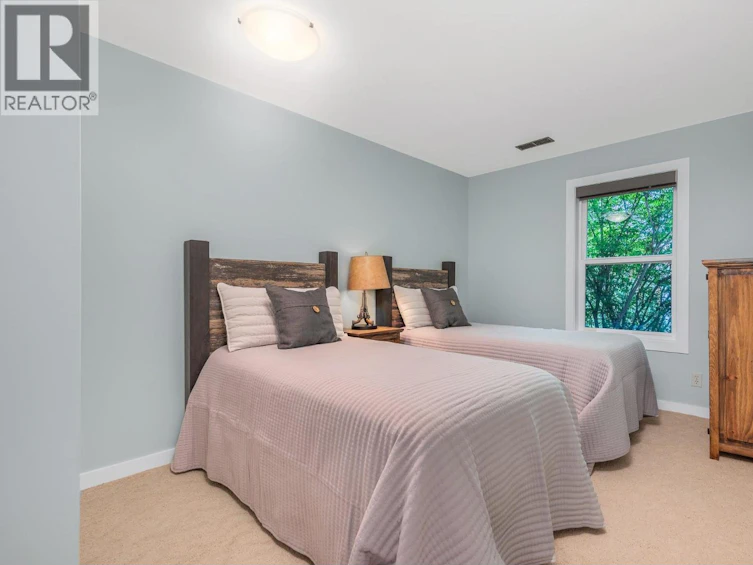 7994 Tronson Road, Vernon, BC, V1H 1C6 - 32