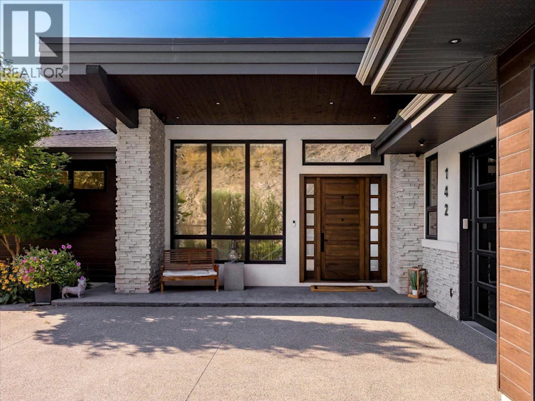 142 Red Sky Court, Kelowna, BC, V1V 3G4 - 4