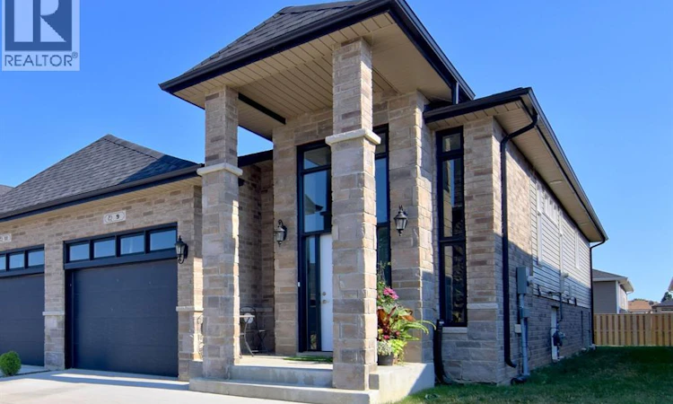 9 Woodland