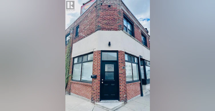 6-580 Nairn Avenue W, Toronto, ON, M6E 2K4