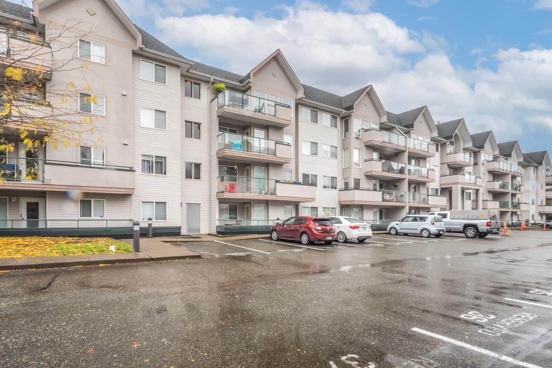 401-33738 King Road, Abbotsford, BC, V2S 8J5