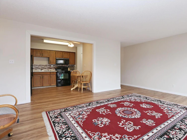 201-9417 Nowell Street, Chilliwack, BC, V2P 7M4 - 5