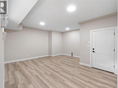 300 Brooke Drive - 5