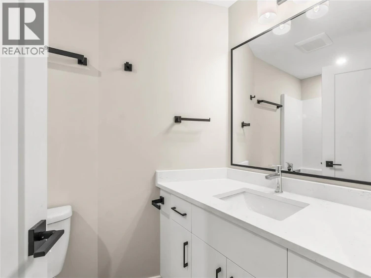 302 Brooke Drive, Chase, BC - 14