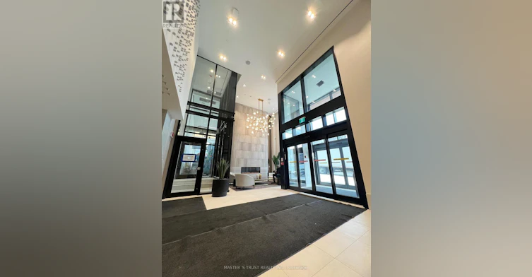 931-2020 Bathurst Street, Toronto, ON, M5P 0A6