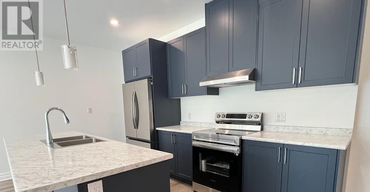 MAIN-7532 Splendour Drive, Niagara Falls, ON, L2H 3V9 - 6