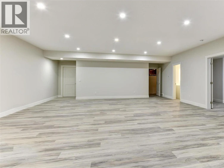 773 Barnaby Road, Kelowna, BC, V1W 4N9 - 38
