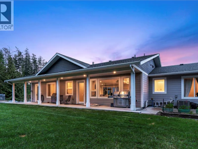 2030 NE Canoe Beach Drive - 5