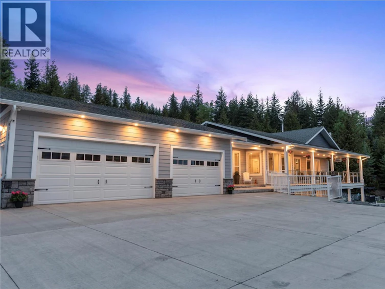 2030 NE Canoe Beach Drive, Salmon Arm, BC, V1E 2M5 - 66