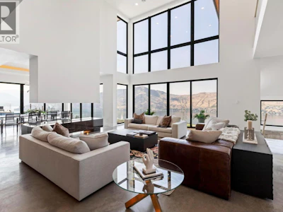 120 Sunset Boulevard - 4