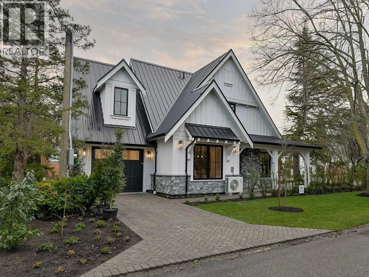 1047 Falkland Road, Oak Bay, BC, V8S 4M3 - 3