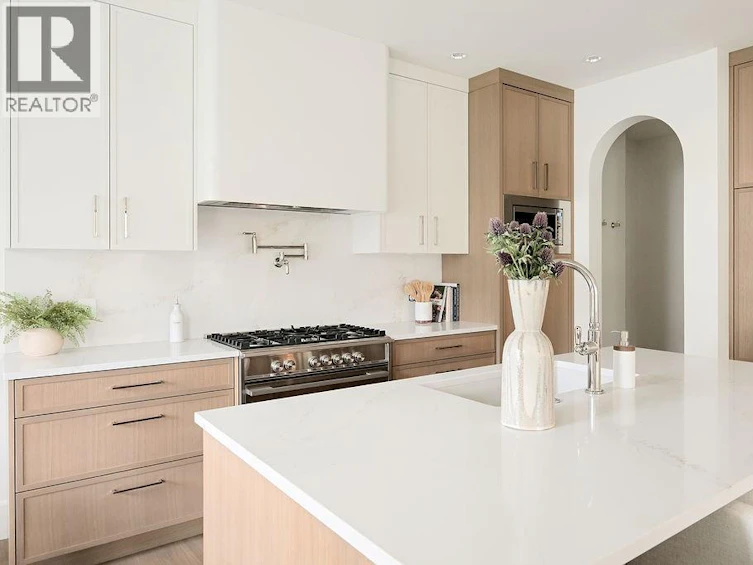 1047 Falkland Road, Oak Bay, BC, V8S 4M3 - 26