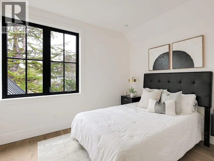 1047 Falkland Road, Oak Bay, BC, V8S 4M3 - 48