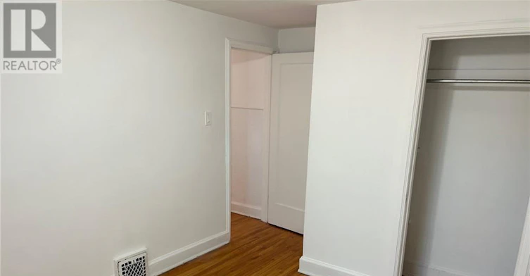 50 Armstrong Street, Ottawa, ON, K1Y 2V7 - 9