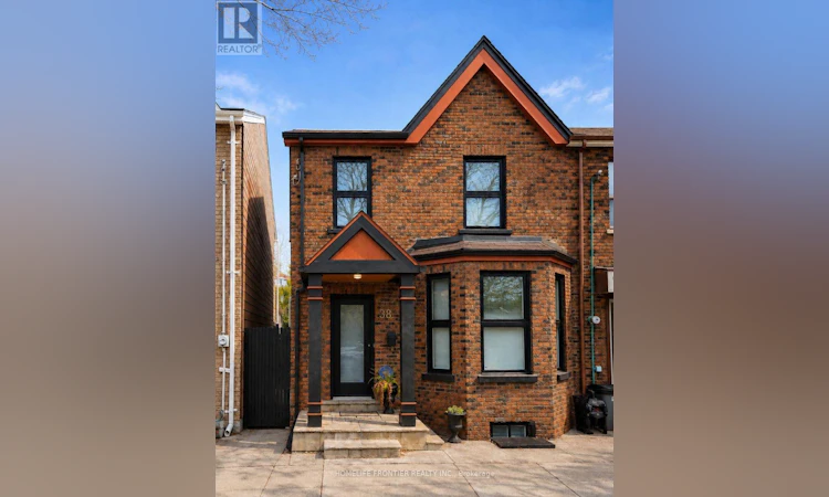 38 Henderson Avenue