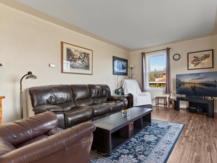 9227 Annis Road, Chilliwack, BC, V0X 1X2 - 11