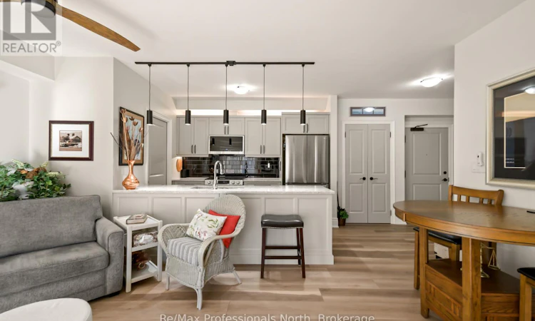 302-391 James Street W