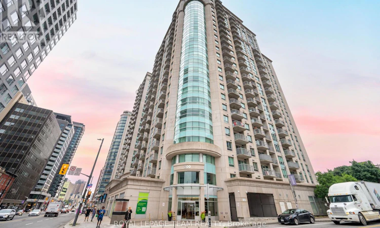 1704-200 Rideau Street