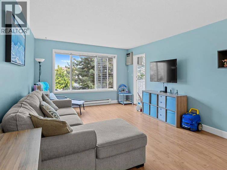 209-400 Sutton Crescent, Kelowna, BC, V1Y 1Y3 - 9
