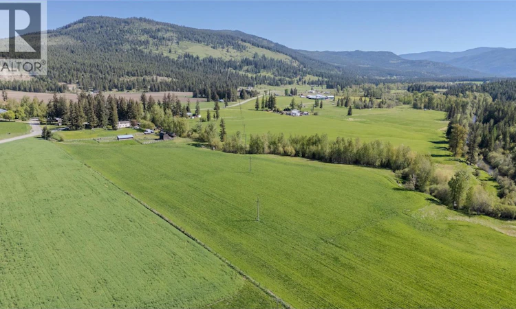 487 Mabel Lake Road