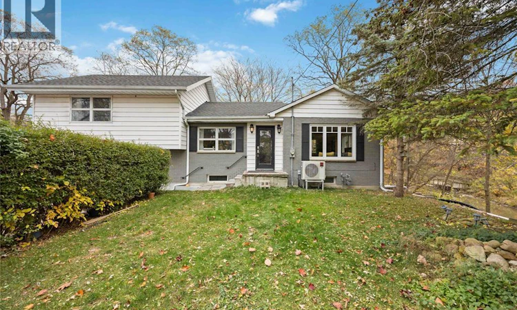 2006 Olive Avenue