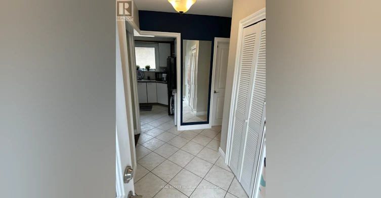 MAIN-267 Homewood Avenue, Toronto, ON, M2R 2N4 - 7